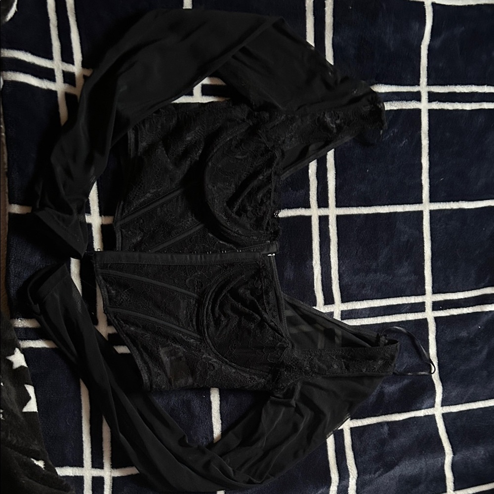Black Lace Long-Sleeve Bodysuit